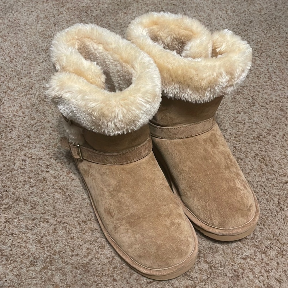 Lamo Fuzzy Winter Boots